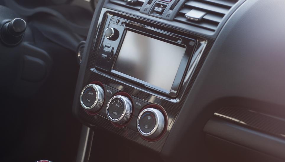Als die 19-Jährige nach rechts in die Georg-Fischer-Straße einbog, kam es zur Kollision der beiden Autos. Bild: Pixabay
