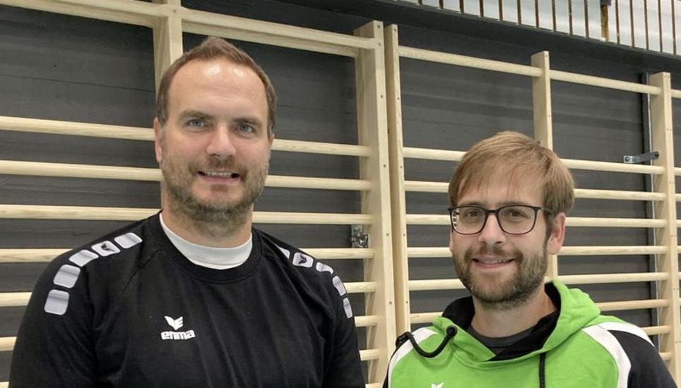 Spielertrainer Rares Jurca (l.) und Präsident Marco Rogg. Bild: zvg