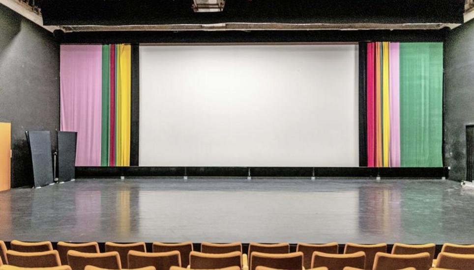Der Theater- und Kinosaal des 1957 von Max Bill erbauten Cinevox steht seit drei Jahren leer. Bild: Roberta Fele