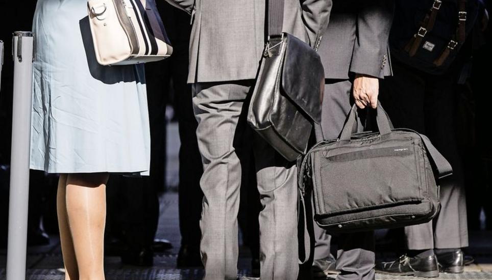 Gleicher Lohn für gleichwertige Arbeit? Die Umsetzung in den Betrieben ist nicht einfach. Bild: Key