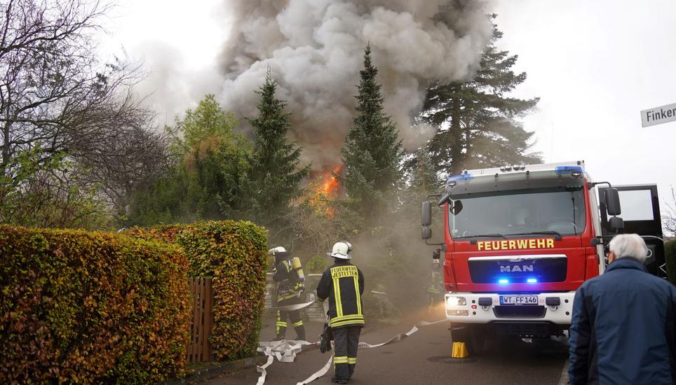 Auch die Feuerweheren aus dem Klettgau waren vor Ort.