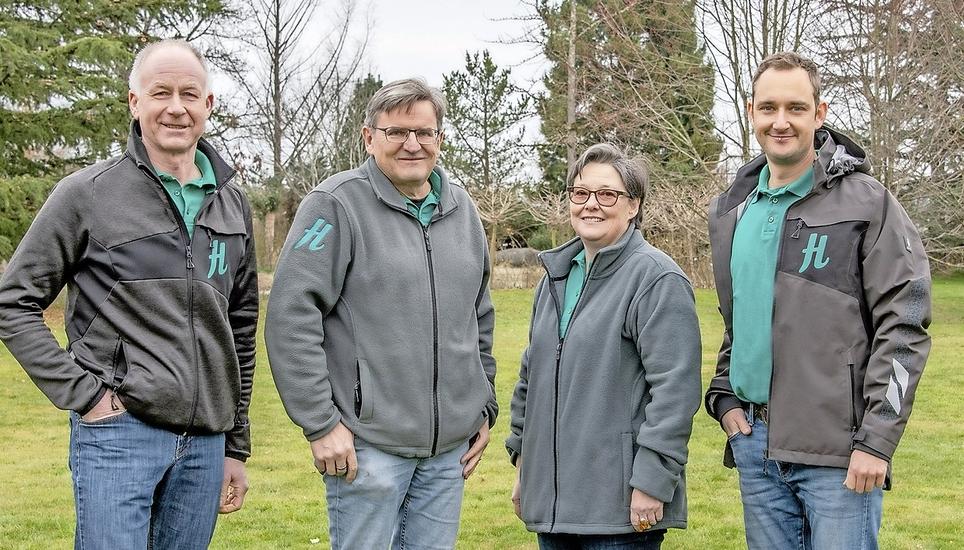 Die neue, komplette Geschäftsleitung der Hauenstein AG (v. l.): Rainer Marxsen, Hans-Ruedi Weber, Sandra Burkhalter und Andreas Geissmann. Bild: zVg/Hauenstein AG