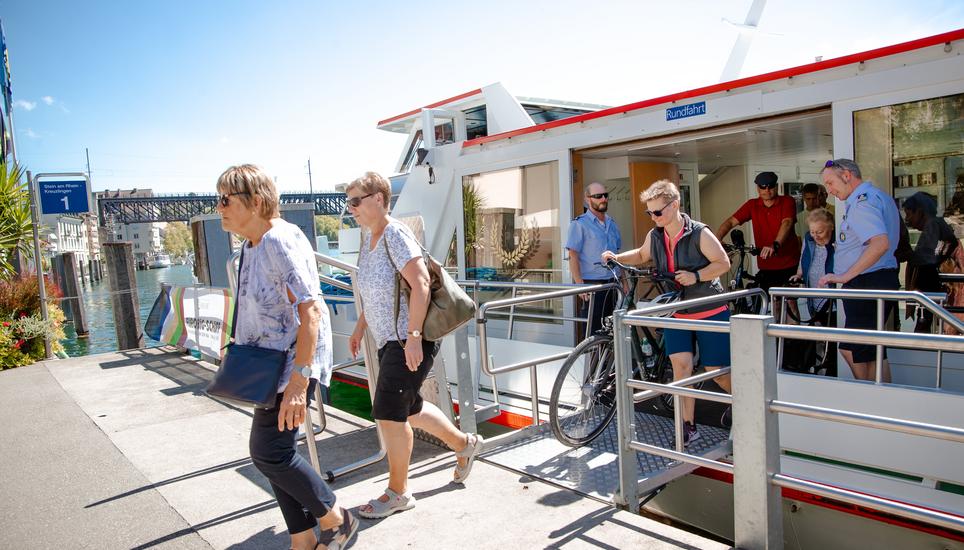 Ab Samstag, 24. Juni 2023, und bis Sonntag, 10. September 2023, gilt der Sommer-Fahrplan mit täglich je vier Verbindungen in beide Richtungen zwischen Schaffhausen und Kreuzlingen/Konstanz. Bild: Roberta Fele