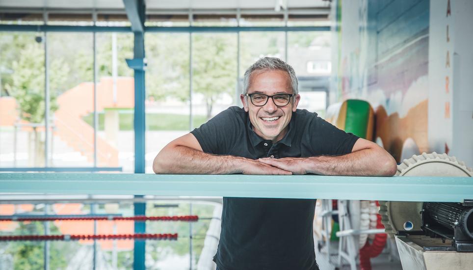Mister KSS: Ueli Jäger hofft auf ein Ja zum geplanten Hallenbad-Neubau. Bild: Roberta Fele