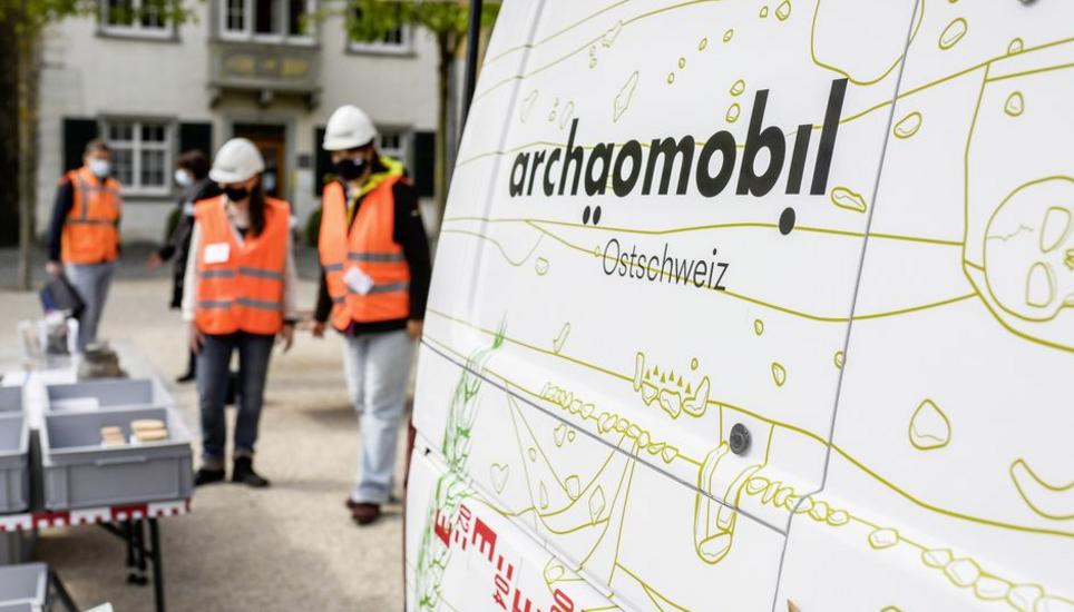Das Archäomobil im Einsatz. Bild: Melanie Duchene