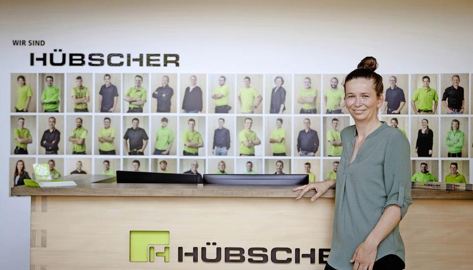 Vivien Sohn, Chefin der Firma Huebscher Holzbau, fotografiert am Donnerstag 01. Juni 2023, in Beringen. (Roberta Fele / Schaffhauser Nachrichten)