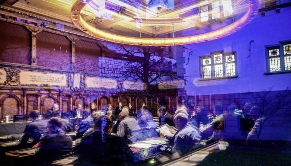 «Die Finanzen im Griff»: Der Schaffhauser Grosse Stadtrat hat die Jahresrechnung 2024 verabschiedet. «Die Finanzen im Griff»: Der Schaffhauser Grosse Stadtrat hat die Jahresrechnung 2024 verabschiedet.Bild: Melanie Duchene Bild: Melanie Duchene