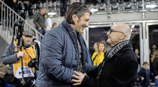 FCS-Cheftrainer Murat Yakin und Stadion-Initiator Aniello Fontana. Bild: Key