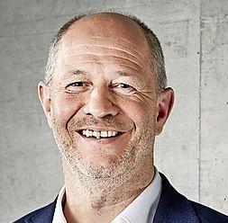 Steven Schennach, Dosenbach-Ochsner AG Pressesprecher.