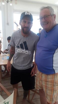 Lionel Messi und Pedro Planas. Bilder: zvg
