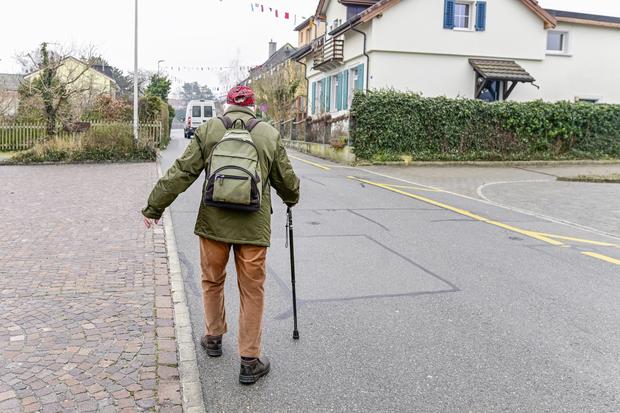 So rutschig wie am Mittwoch wird es die nächsten Tage wohl nicht mehr. Bild: Melanie Duchene Glatteis hï¿ï¾¤lt an diesem Morgen ganz Schaffhausen und Umgebung auf Trab, Chaos auf den Strasse und bei den Fussgï¿ï¾¤ngern, amDienstag, 14. Januar 2025. (Melanie Duchene / Schaffhauser Nachr
